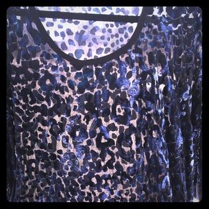 🔥BOGO!!  Karen Kane Velvet Burnout Shirt